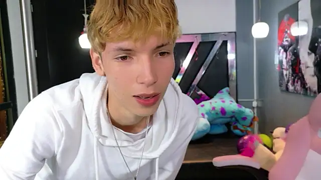 park jimin1 online show from 10/05/25, 12:58