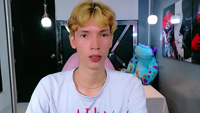 park jimin1 online show from 10/09/25, 12:25