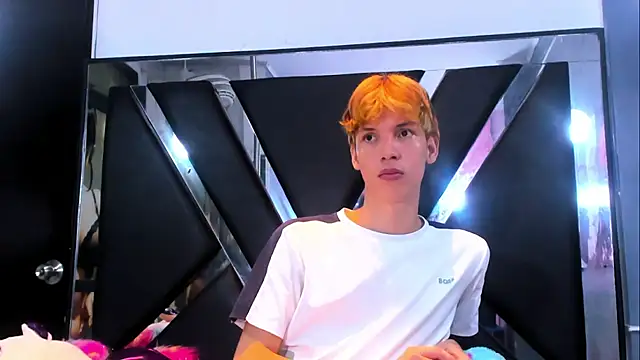 park jimin1 online show from 10/16/25, 12:39