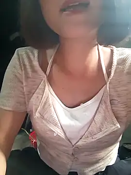 linda bae00 online show from 04/15/26, 12:39