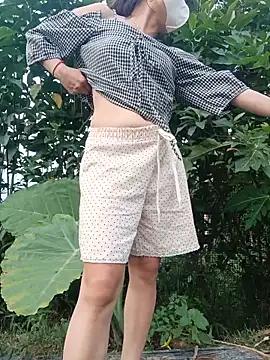 linda bae00 online show from 06/16/26, 11:35