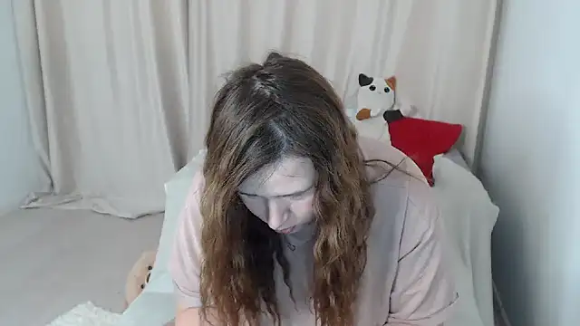 Snapshot of AdelinaLawson chatting on 03/05/25, 04:24 AdelinaLawson online show from 03/05/25, 04:24