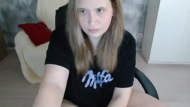 AdelinaLawson online show from 04/07/26, 05:30