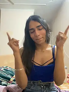 Snapshot of kaylee_demm chatting on 02/02/26, 07:01 kaylee demm online show from 02/02/26, 07:01