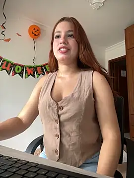 olivia jass online show from 10/29/25, 02:19