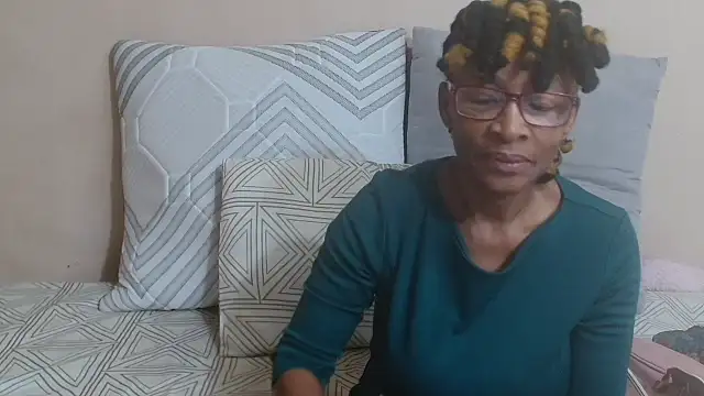 SugarPoppy24xxx online show from 09/25/25, 10:41