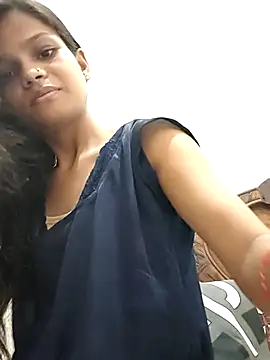 Snapshot of Komal0099 chatting on 09/15/25, 02:33 Komal0099 online show from 09/15/25, 02:33