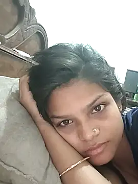 Snapshot of Komal0099 chatting on 10/09/25, 02:42 Komal0099 online show from 10/09/25, 02:42