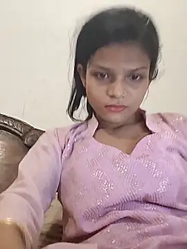Snapshot of Komal0099 chatting on 10/17/25, 03:14 Komal0099 online show from 10/17/25, 03:14