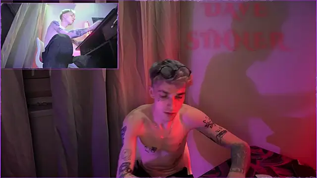 Snapshot of davesinner chatting on 05/09/26, 10:48 davesinner online show from 05/09/26, 10:48