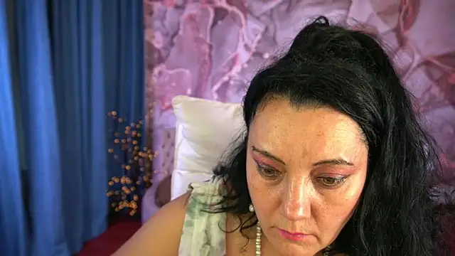 ValeryRosseee online show from 09/16/25, 01:45