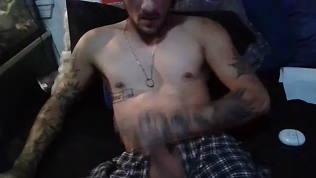 Snapshot of longdme33 chatting on 10/03/25, 12:40 longdme33 online show from 10/03/25, 12:40