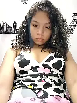 Snapshot of PRINCESSBLUE333 chatting on 09/21/25, 01:18 PRINCESSBLUE333 online show from 09/21/25, 01:18