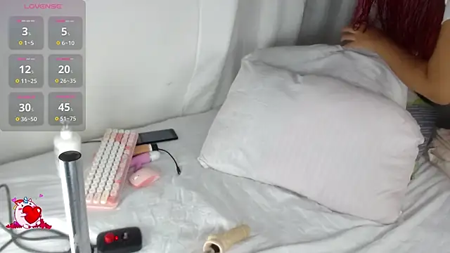 Brianna22  online show from 09/18/25, 03:41