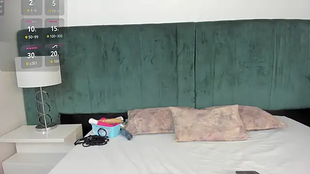 EmilyHanks  online show from 04/05/26, 01:52