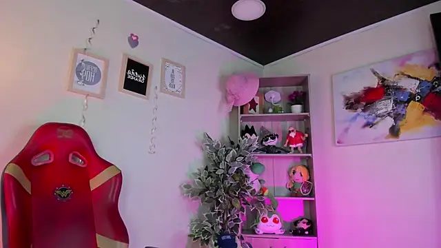 Snapshot of Lana_Dreams_ chatting on 09/12/25, 01:33 Lana Dreams online show from 09/12/25, 01:33