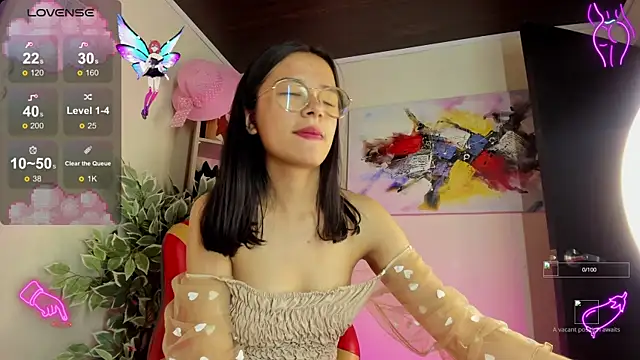 Snapshot of Lana_Dreams_ chatting on 09/20/25, 01:28 Lana Dreams online show from 09/20/25, 01:28