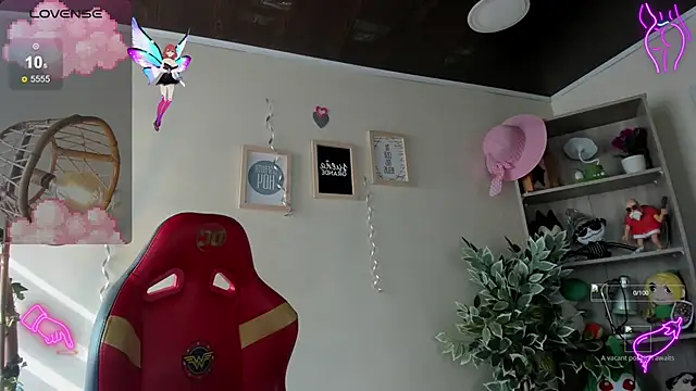 Snapshot of Lana_Dreams_ chatting on 09/25/25, 01:04 Lana Dreams online show from 09/25/25, 01:04