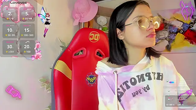 Snapshot of Lana_Dreams_ chatting on 09/27/25, 04:06 Lana Dreams online show from 09/27/25, 04:06