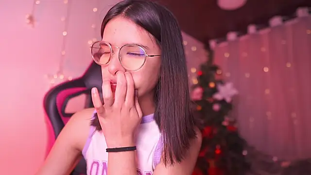 Snapshot of Lana_Dreams_ chatting on 11/27/25, 12:35 Lana Dreams online show from 11/27/25, 12:35