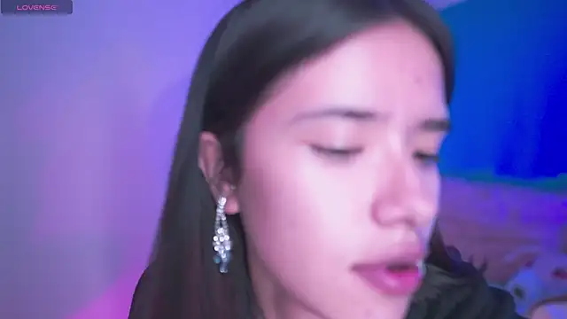 Snapshot of Lana_Dreams_ chatting on 12/02/25, 12:16 Lana Dreams online show from 12/02/25, 12:16