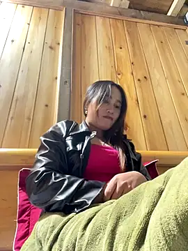 phungtiti online show from 12/17/25, 04:29