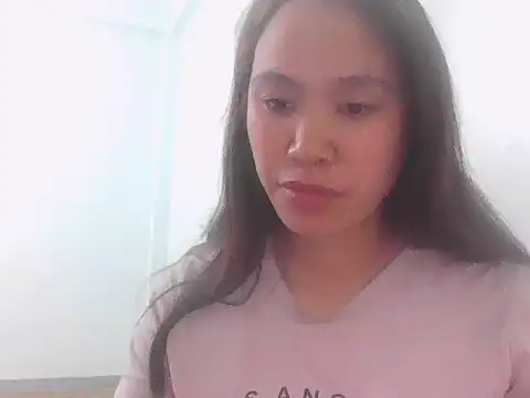 Snapshot of fanchunn chatting on 02/13/26, 12:45 fanchunn online show from 02/13/26, 12:45