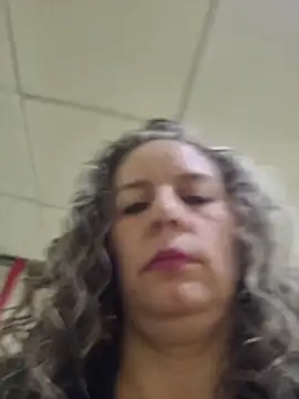 Nina vallon online show from 11/25/25, 08:42