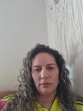 Nina vallon online show from 07/03/26, 09:32