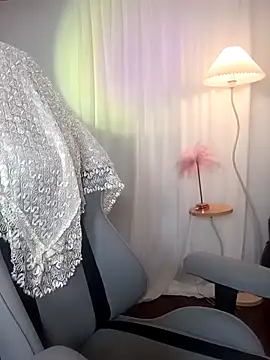 Snapshot of Joanna1122 chatting on 10/31/25, 05:25 Joanna1122 online show from 10/31/25, 05:25