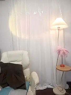 Snapshot of Joanna1122 chatting on 12/15/25, 11:36 Joanna1122 online show from 12/15/25, 11:36