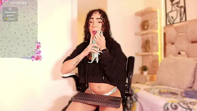 Ballesteros  online show from 02/10/26, 03:32