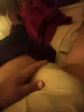 Snapshot of mM0140 chatting on 11/30/25, 10:41 mM0140 online show from 11/30/25, 10:41