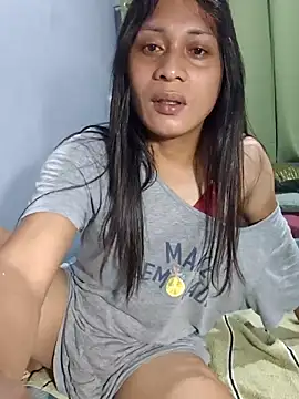 Snapshot of missruffa chatting on 06/11/26, 02:11 missruffa online show from 06/11/26, 02:11