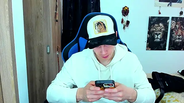 Snapshot of javiersexymann chatting on 12/16/24, 05:33 javiersexymann online show from 12/16/24, 05:33