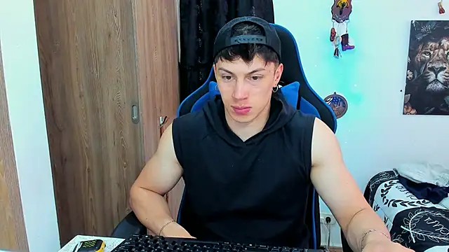 Snapshot of javiersexymann chatting on 01/31/25, 05:42 javiersexymann online show from 01/31/25, 05:42