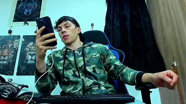 Snapshot of javiersexymann chatting on 03/03/25, 02:04 javiersexymann online show from 03/03/25, 02:04