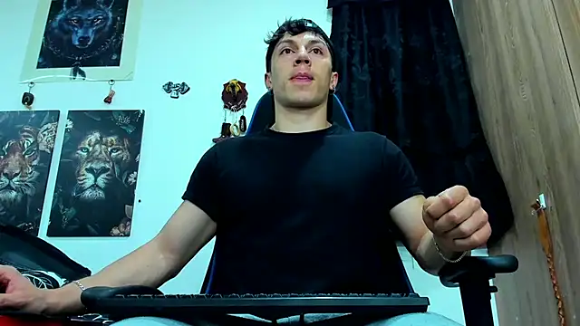 Snapshot of javiersexymann chatting on 03/03/25, 07:06 javiersexymann online show from 03/03/25, 07:06