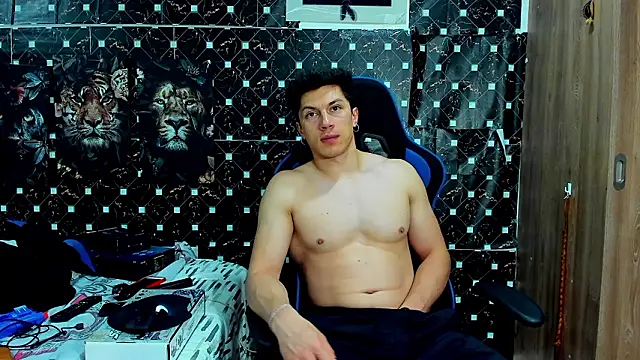 javiersexymann online show from 03/10/26, 12:26