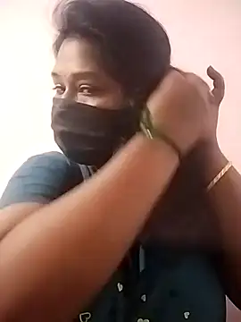Snapshot of chaitara-reddy chatting on 09/12/25, 02:33 chaitara-reddy online show from 09/12/25, 02:33