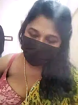 Snapshot of chaitara-reddy chatting on 10/21/25, 08:04 chaitara-reddy online show from 10/21/25, 08:04