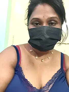 chaitara-reddy online show from 04/29/26, 05:17
