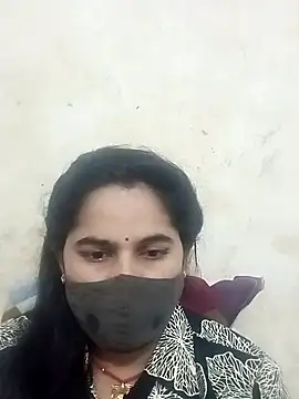 JULEE-740 online show from 11/19/25, 11:21