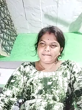 Rajnee33A online show from 11/05/25, 10:54