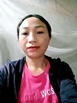 lucybaby00 online show from 12/22/25, 09:34