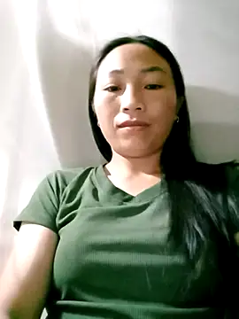 Snapshot of lucybaby00 chatting on 04/28/26, 08:14 lucybaby00 online show from 04/28/26, 08:14