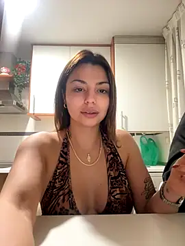 Snapshot of NoeliaGarcia17 chatting on 11/20/25, 11:15 NoeliaGarcia17 online show from 11/20/25, 11:15