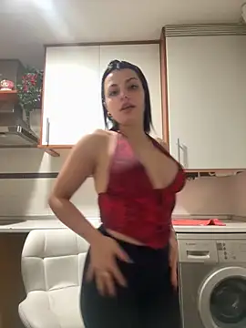 Snapshot of NoeliaGarcia17 chatting on 11/26/25, 11:06 NoeliaGarcia17 online show from 11/26/25, 11:06