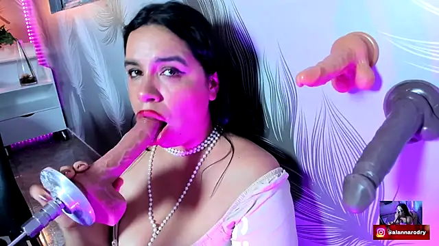 Alanna-sloppy online show from 10/18/25, 02:29