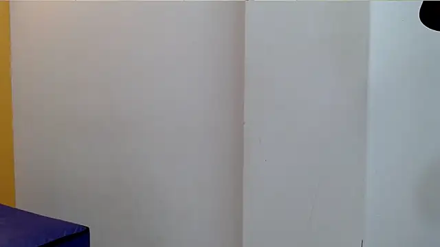 skinnyverus18 online show from 04/15/26, 06:48